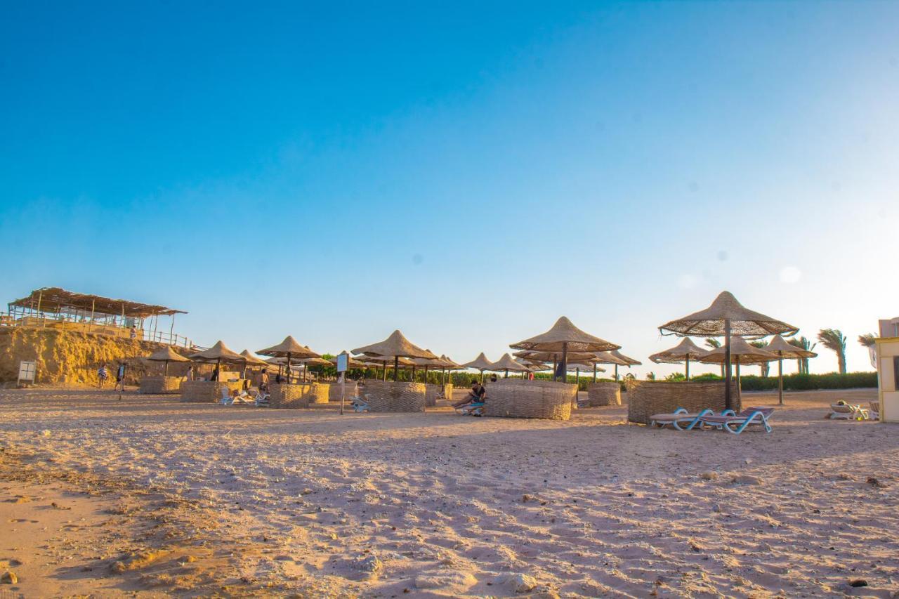 Viva Blue Resort And Diving Sharm El Naga (Adults Only) Hurghada Eksteriør bilde