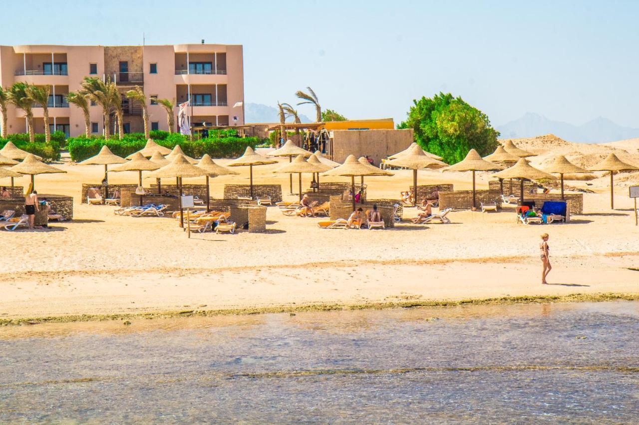 Viva Blue Resort And Diving Sharm El Naga (Adults Only) Hurghada Eksteriør bilde